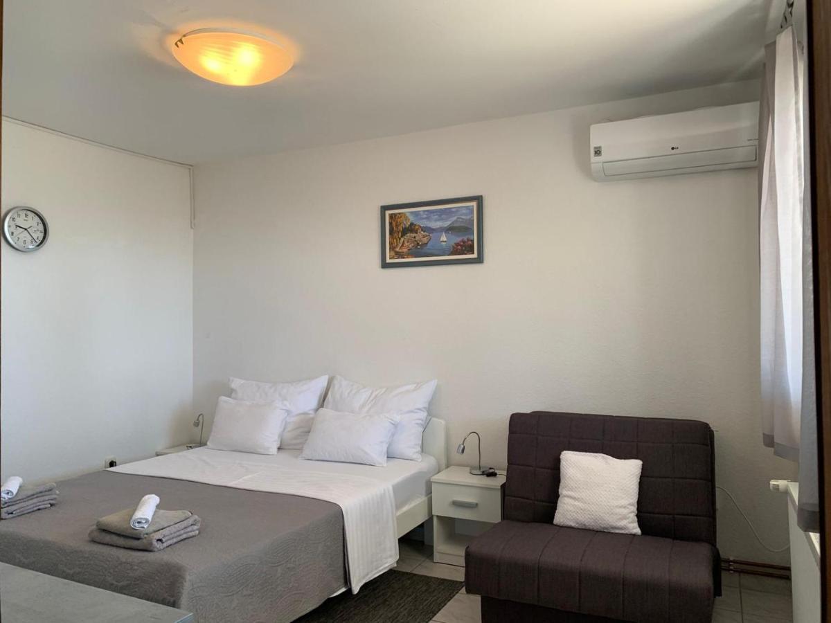 Maestral Suites ชิเบนิก ภายนอก รูปภาพ