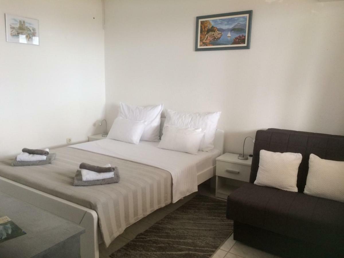 Maestral Suites ชิเบนิก ภายนอก รูปภาพ